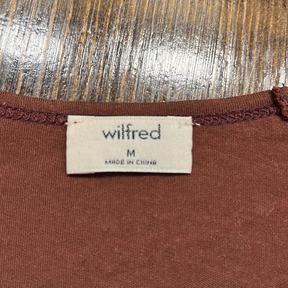 ❤️❤️ SOLD Wilfred Dark Maroon Short Sleeve Tee❤️❤️ - Picture 5 of 7